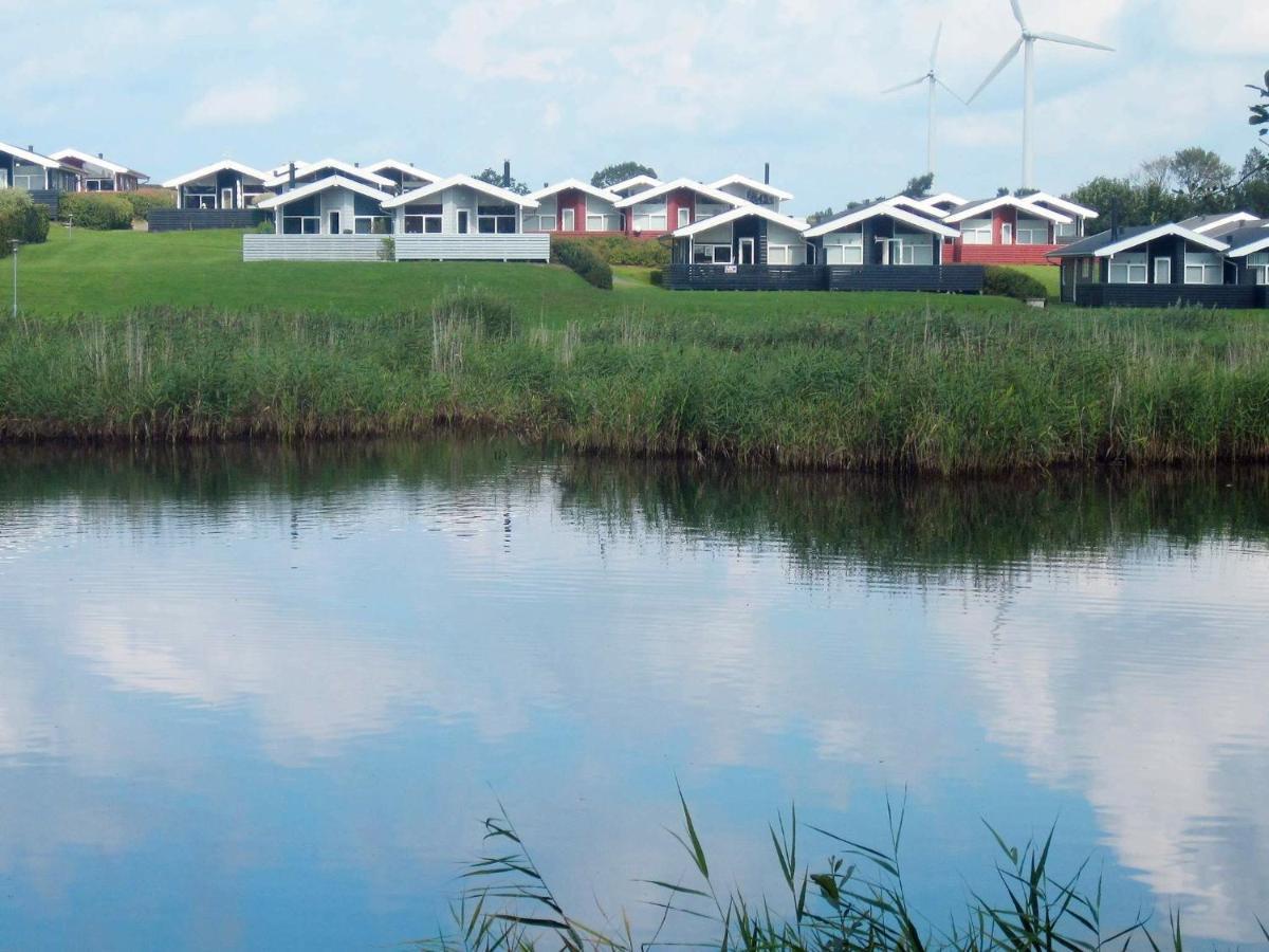 6 Person Holiday Home In Tranek R Fæbæk Bagian luar foto