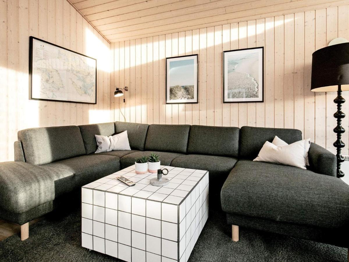 6 Person Holiday Home In Tranek R Fæbæk Bagian luar foto