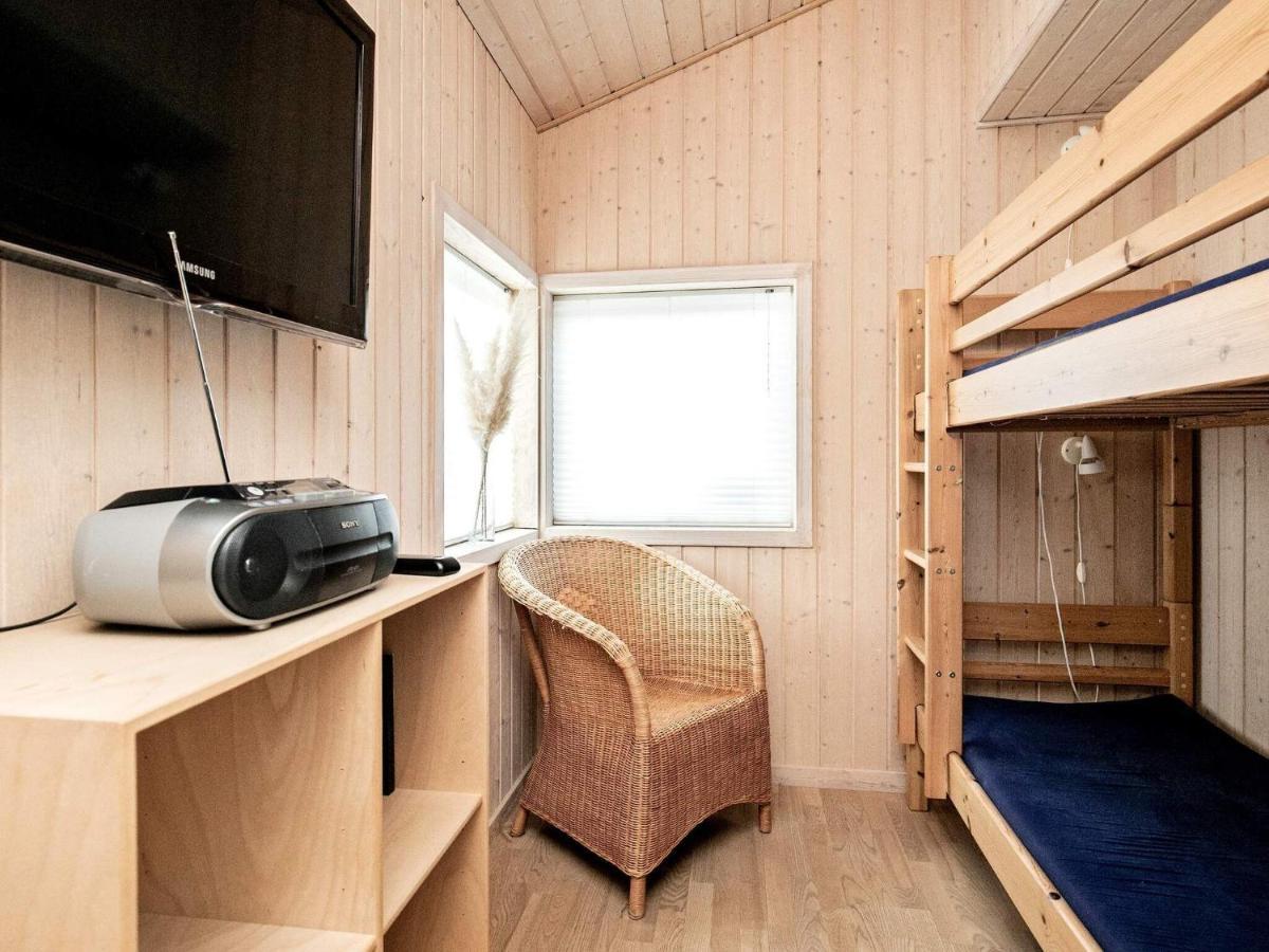 6 Person Holiday Home In Tranek R Fæbæk Bagian luar foto